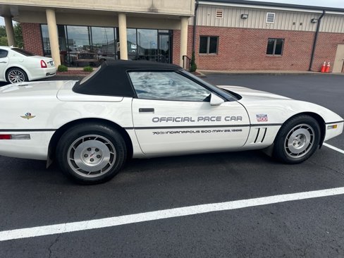 Used 1986 Chevrolet Corvette Convertible image 8