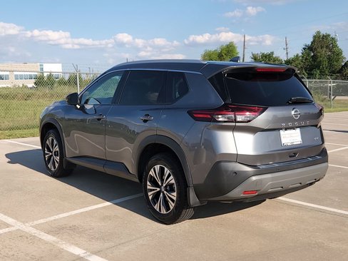 Certified 2021 Nissan Rogue SV w/ Premium Package image 7