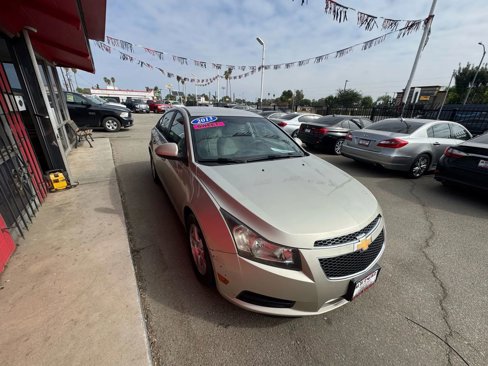 Used 2013 Chevrolet Cruze LT image 3