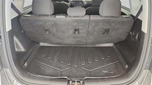 Used 2018 Kia Soul image 17