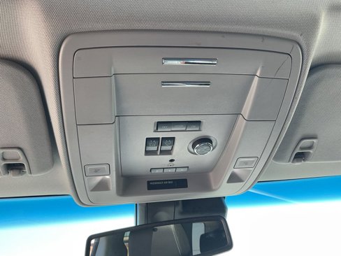 Used 2019 GMC Yukon SLT image 19