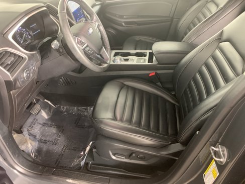 Used 2021 Ford Edge SEL w/ Convenience Package image 18