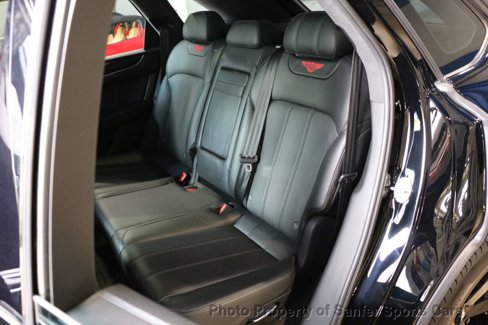 Used 2019 Bentley Bentayga image 35