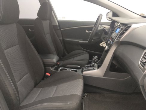 Used 2016 Hyundai Elantra GT image 21