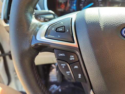 Used 2019 Ford Edge Titanium image 19