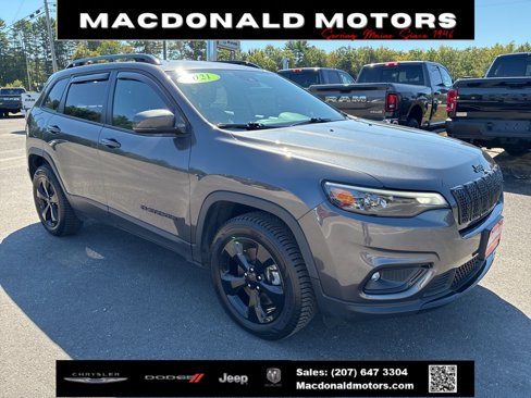 Used 2021 Jeep Cherokee Latitude Plus image 3