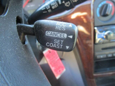 Used 2000 Subaru Outback Limited image 37