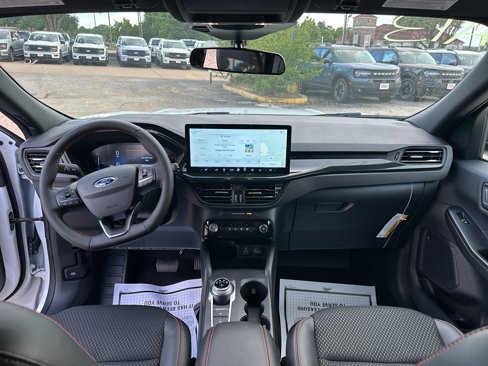 New 2025 Ford Escape ST-Line w/ Tech Pack #1 image 33