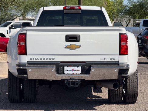 Used 2018 Chevrolet Silverado 3500 LTZ w/ Duramax Plus Package image 6