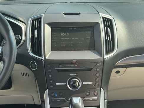 Used 2015 Ford Edge Titanium w/ Equipment Group 302A image 7