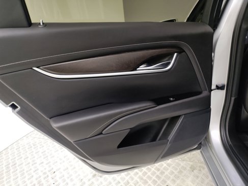 Used 2019 Cadillac XTS Luxury image 27