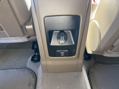 Used 2009 Dodge Journey SXT image 16
