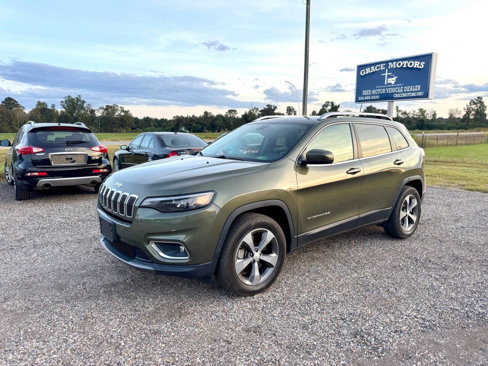 Used 2019 Jeep Cherokee Limited image 2