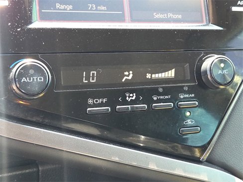 Used 2019 Toyota Camry SE image 20