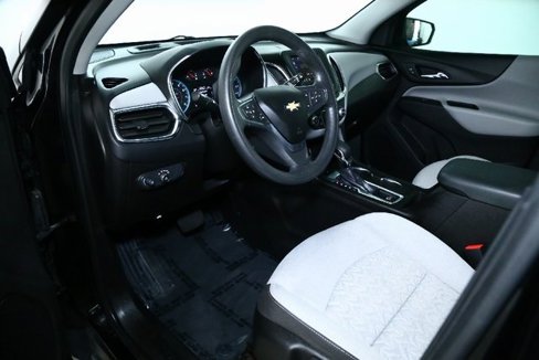 Used 2022 Chevrolet Equinox LS image 17
