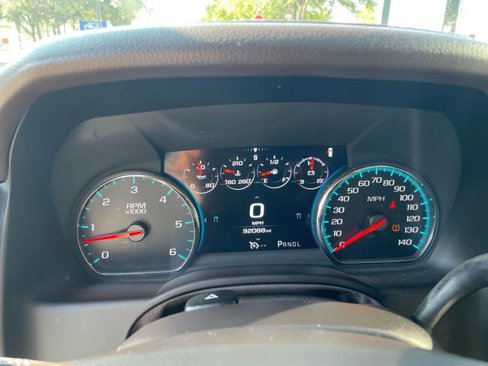 Used 2017 GMC Yukon SLT w/ Open Road Package image 15