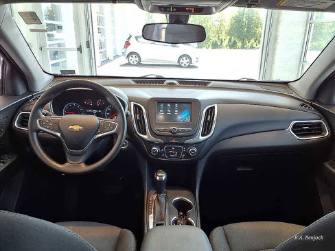 Used 2018 Chevrolet Equinox LT image 6