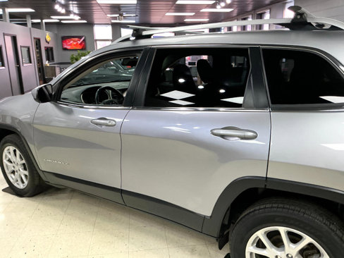 Used 2017 Jeep Cherokee Latitude image 33
