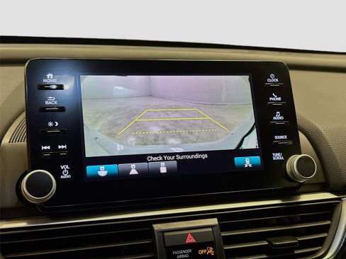 Used 2018 Honda Accord Sport image 13
