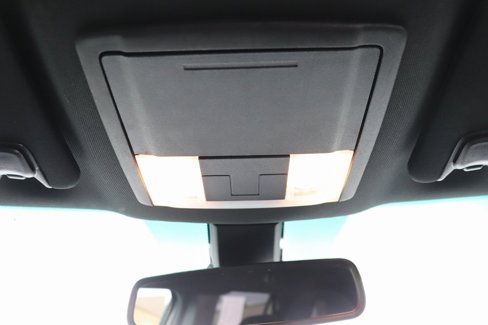 Used 2018 Ford Explorer XLT w/ Equipment Group 202A image 25