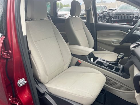 Used 2019 Ford Escape SE image 26