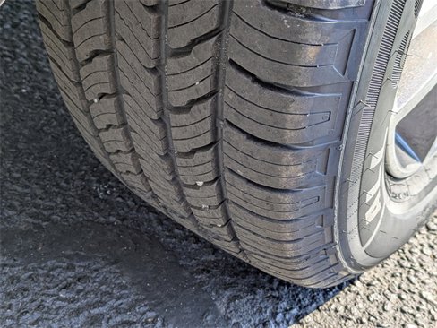 Used 2019 Jeep Grand Cherokee Limited image 12
