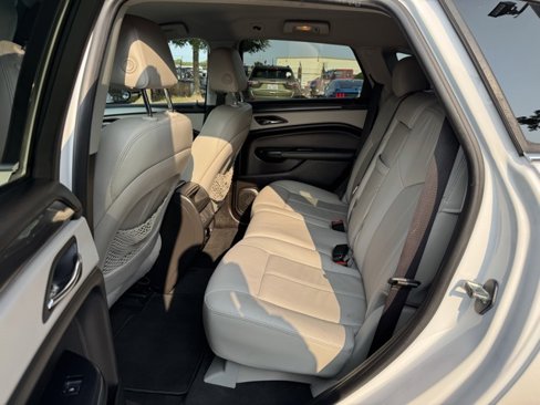 Used 2016 Cadillac SRX FWD image 14