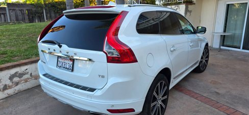 Used 2016 Volvo XC60 T5 Platinum image 5