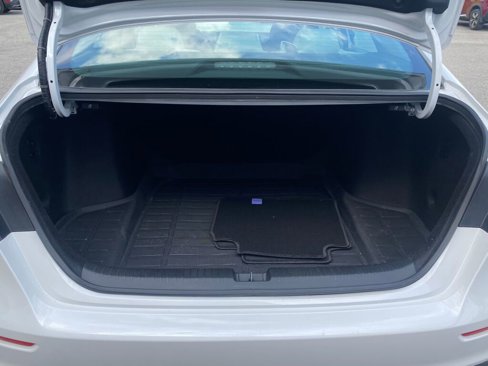Used 2024 Honda Accord EX image 18