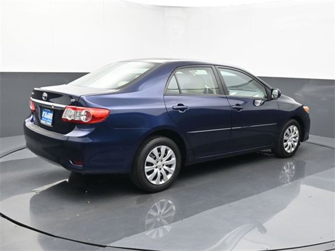 Used 2012 Toyota Corolla LE image 5