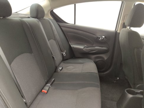 Used 2019 Nissan Versa SV image 19