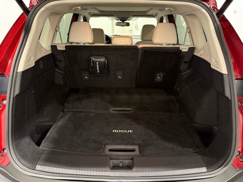 Used 2023 Nissan Rogue SL image 10