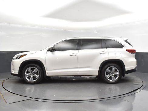 Used 2019 Toyota Highlander Limited image 4