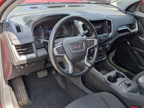 Used 2022 GMC Terrain SLE w/ Driver Convenience Package image 10