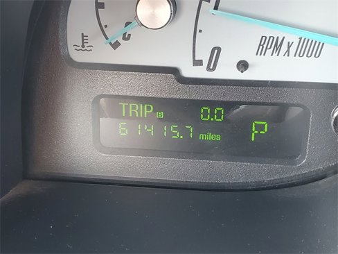 Used 2002 Ford Thunderbird image 16
