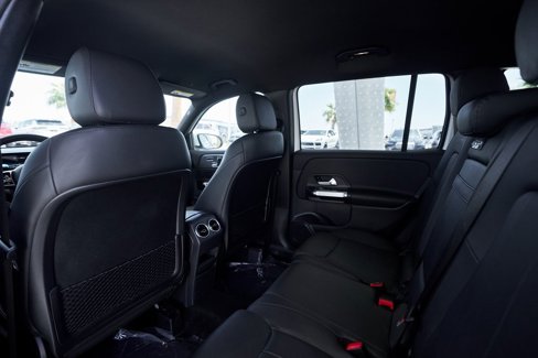 Used 2022 Mercedes-Benz GLB 250 4MATIC w/ Premium Package Lite image 23