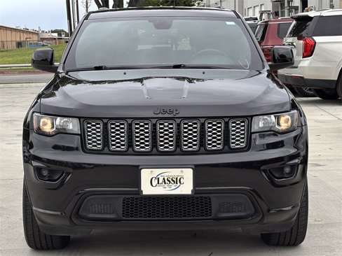 Used 2019 Jeep Grand Cherokee Altitude image 7
