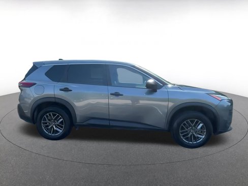 Used 2023 Nissan Rogue S image 16
