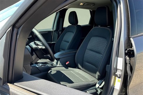 New 2025 Ford Escape Active w/ Tech Pack #1 image 9