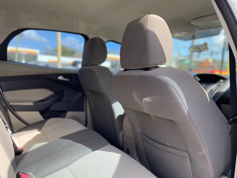 Used 2014 Ford Focus SE image 23