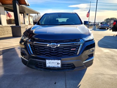 Used 2023 Chevrolet Traverse RS image 3