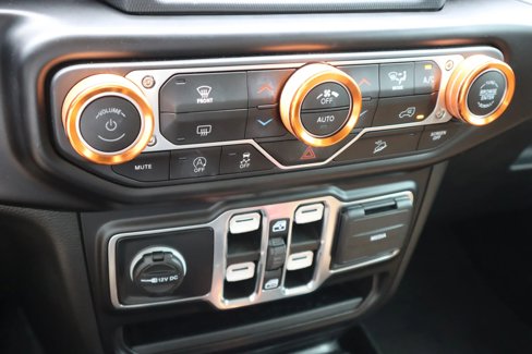 Used 2021 Jeep Wrangler Unlimited Sahara image 16