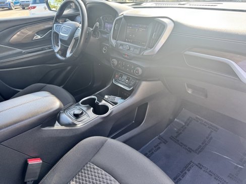 Used 2020 GMC Terrain SLE image 10