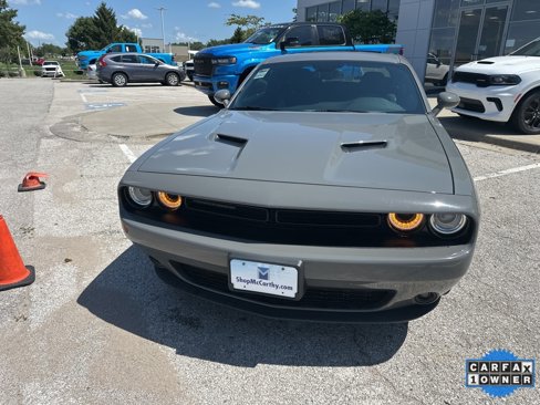 Used 2018 Dodge Challenger SXT w/ Blacktop Package image 10