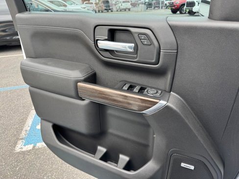 Used 2020 Chevrolet Silverado 1500 LT Trail Boss image 26