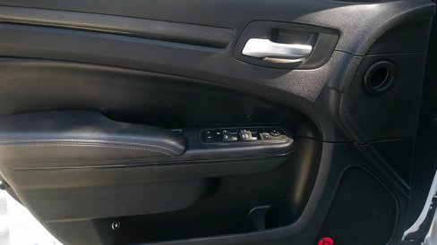 Used 2014 Chrysler 300 S image 11