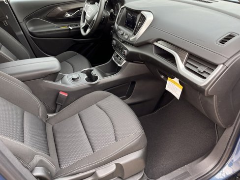 New 2024 GMC Terrain SLE w/ Elevation Edition image 14