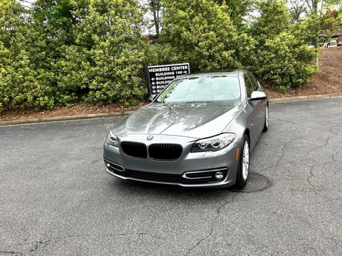 Used 2016 BMW 528i Sedan image 2