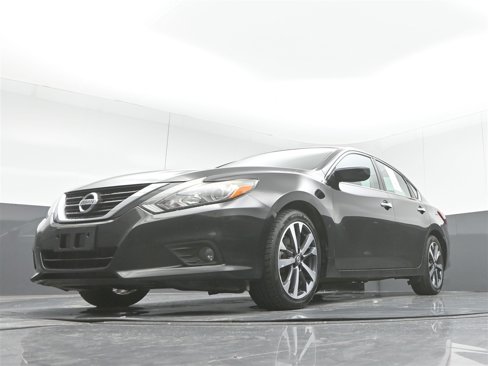 Used 2017 Nissan Altima 2.5 SR image 29