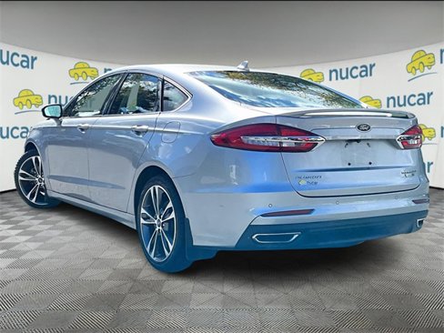 Used 2020 Ford Fusion Titanium image 2